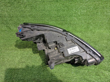 Load image into Gallery viewer, Frontscheinwerfer Citroën C4 III CSC29243 Links Scheinwerfer Headlight SCH9097471156zo