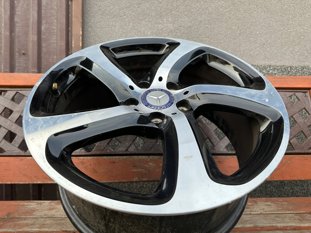 1x Alufelge 18 Zoll 8.0" 5x112 43ET Glanz Schwarz A2134013200 Mercedes-Benz W213