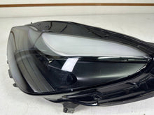 Laden Sie das Bild in den Galerie-Viewer, Frontscheinwerfer Tesla Model 3 1514952-00-D Links Scheinwerfer Headlight SCH2864191167et