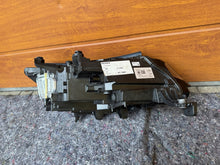 Load image into Gallery viewer, Frontscheinwerfer VW Multivan T7 7T1941081B LED Links Scheinwerfer Headlight SCH2430699221ag