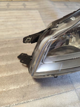 Laden Sie das Bild in den Galerie-Viewer, Frontscheinwerfer Ford Kuga CV4413W030AE Links Scheinwerfer Headlight SCH2478246763hd