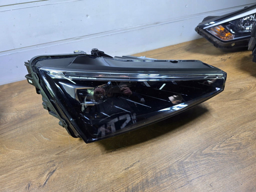 Frontscheinwerfer Skoda Scala 657941016A Rechts Scheinwerfer Headlight SCH7268464230hf
