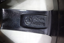 Laden Sie das Bild in den Galerie-Viewer, 1x Alufelge 17 Zoll 7.0&quot; 5x100 46ET 5JJ601025 Skoda Fabia Rapid Rim Wheel