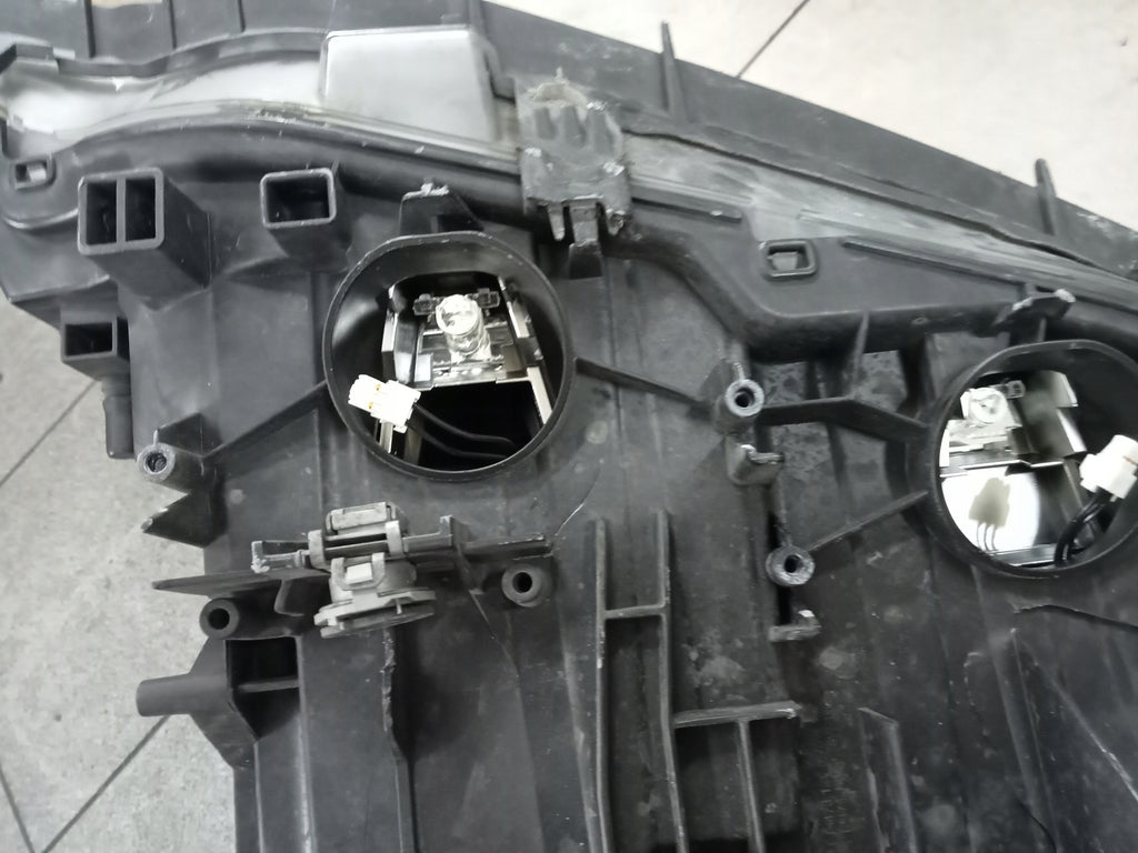 Frontscheinwerfer BMW 3 F30 F31 63117259525 Xenon Links Scheinwerfer Headlight SCH3236336202rr