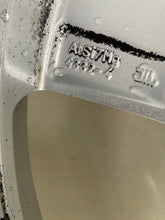 Laden Sie das Bild in den Galerie-Viewer, 1x Alufelge 17 Zoll 7.5&quot; 5x112 5FA601025C Seat Rim Wheel