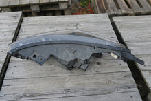 Load image into Gallery viewer, Frontscheinwerfer Kia Stonic 92102-H8 Rechts Scheinwerfer Headlight