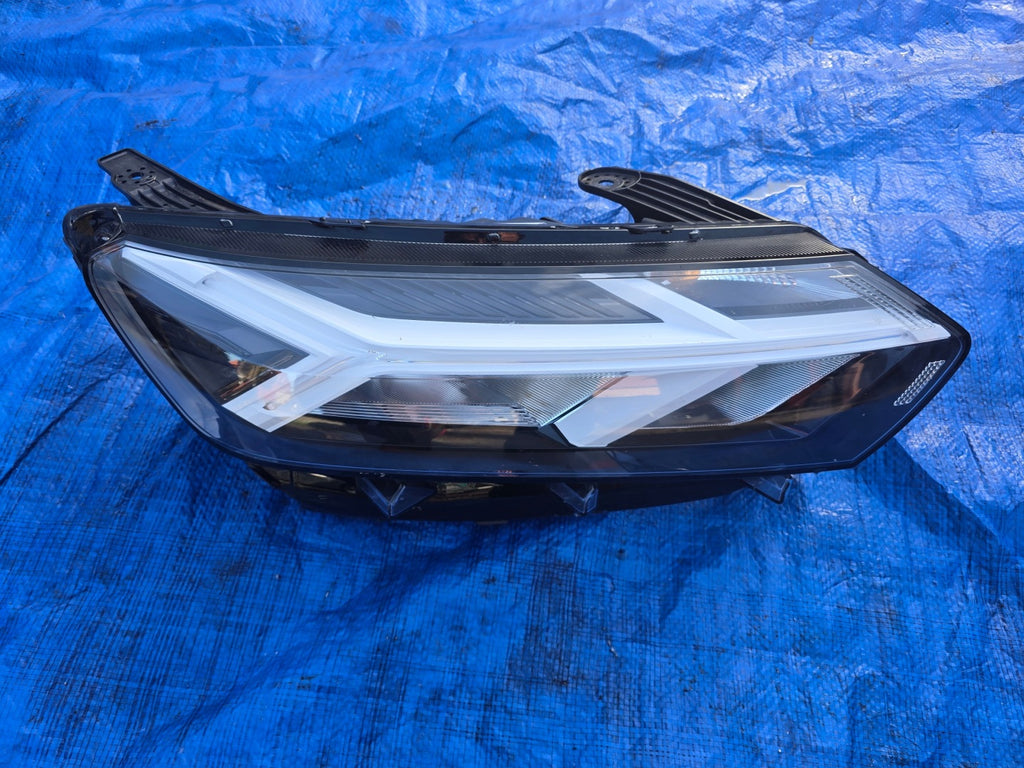 Frontscheinwerfer Dacia Sandero III 260107920 Rechts Scheinwerfer Headlight SCH3831989928cn