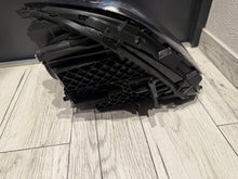 Laden Sie das Bild in den Galerie-Viewer, Frontscheinwerfer Mercedes-Benz W247 A2479062003 Rechts Scheinwerfer Headlight SCH6485739789vp