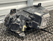 Laden Sie das Bild in den Galerie-Viewer, Frontscheinwerfer Daf 2188985 2210042986 Rechts Scheinwerfer Headlight SCH1739341542xh