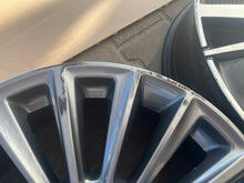 Laden Sie das Bild in den Galerie-Viewer, 1x Alufelge 17 Zoll 7.0&quot; 5x108 50ET Glanz Graphit F1EC-1007-N1A Ford Rim Wheel