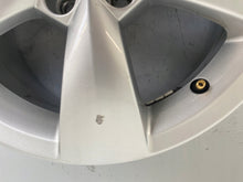 Load image into Gallery viewer, 1x Alufelge 15 Zoll 6.0" 5x100 38ET Glanz Silber 5JA601025 Skoda Fabia Rapid FEL4994503157cj