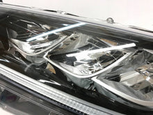 Load image into Gallery viewer, Frontscheinwerfer Toyota Yaris Links Scheinwerfer Headlight SCH3330213192om