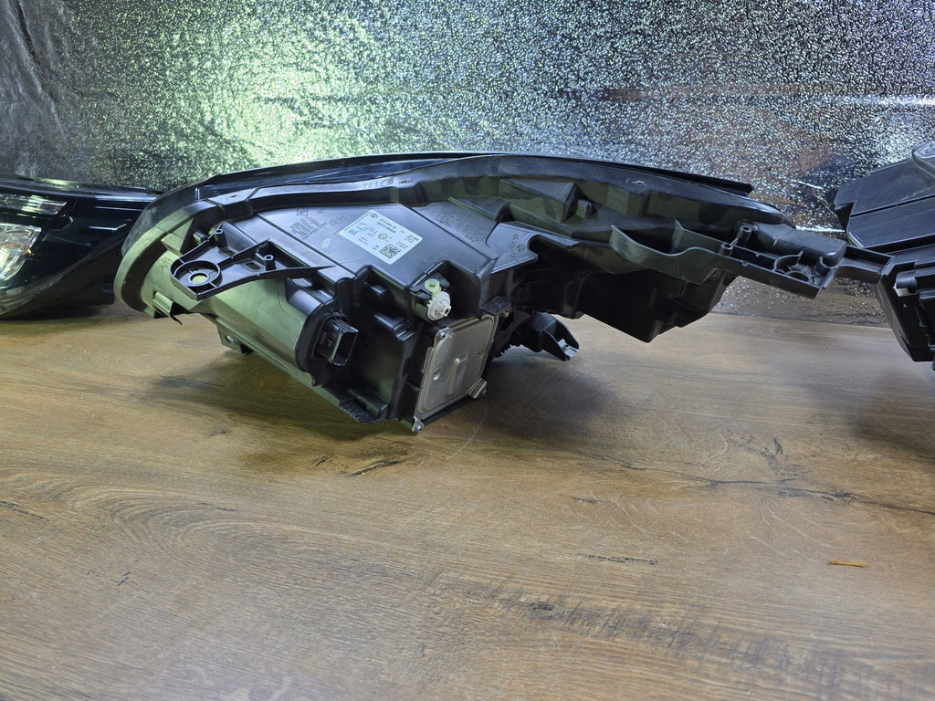 Frontscheinwerfer Renault Captur II 260108850R Rechts Scheinwerfer Headlight SCH8484161895il