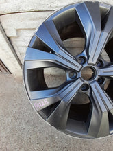 Laden Sie das Bild in den Galerie-Viewer, 2x Alufelge 18 Zoll 7.0" 5x112 45ET Grau Seat Ateca Rim Wheel FEL1124745899vf