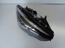 Laden Sie das Bild in den Galerie-Viewer, Frontscheinwerfer Mercedes-Benz W247 A2479062603 FULL LED Rechts Headlight