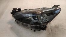 Laden Sie das Bild in den Galerie-Viewer, Frontscheinwerfer Mazda 2 D43N51040 LED Links Scheinwerfer Headlight