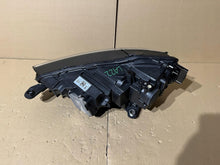 Load image into Gallery viewer, Frontscheinwerfer Skoda Scala 657941016A LED Rechts Scheinwerfer Headlight SCH5663003464as
