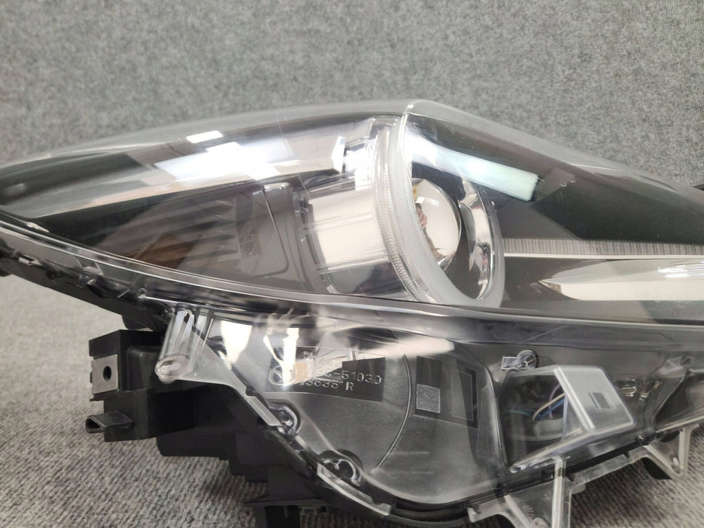 Frontscheinwerfer Mazda III B63C-51030-SCZ B63C-51030 LED Rechts Headlight SCH5333358167od
