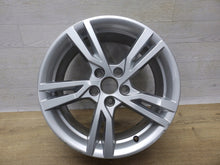 Laden Sie das Bild in den Galerie-Viewer, 1x Alufelge 17 Zoll 7.5" 5x112 43ET Silber 8V0601025DD Audi A3 Rim Wheel FEL4266149364ij