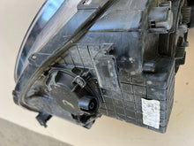 Load image into Gallery viewer, Frontscheinwerfer Hyundai I30 92101-A6020 Links Scheinwerfer Headlight