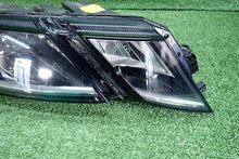 Laden Sie das Bild in den Galerie-Viewer, Frontscheinwerfer Skoda Octavia III 5E1941016D Rechts Scheinwerfer Headlight SCH4955151466rb