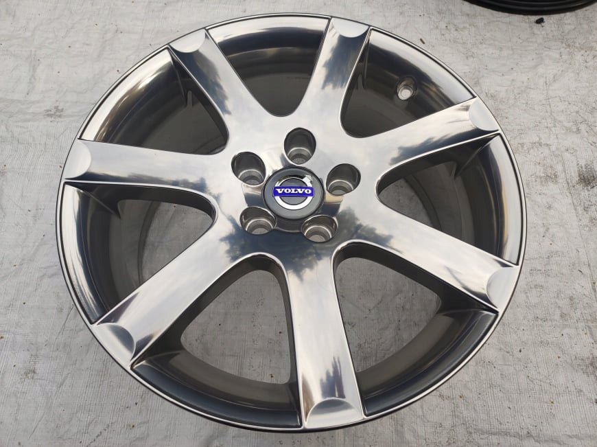 1x Alufelge 17 Zoll 7.5" 5x108 45ET 9466834 Volvo S60 V60 V70 S70 Rim Wheel