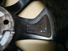 Laden Sie das Bild in den Galerie-Viewer, 1x Alufelge 16 Zoll 6.5" 4x100 44ET Glanz Silber 403005471 Renault Clio Iv FEL9852747980gi