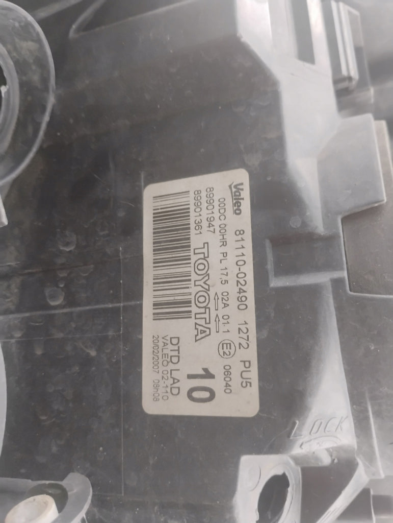 Frontscheinwerfer Toyota Auris 81110-02490 Xenon Rechts Scheinwerfer Headlight