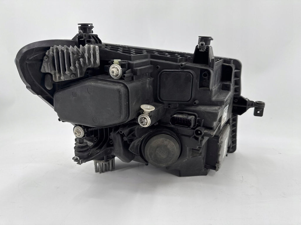 Frontscheinwerfer VW Crafter 7C1941036B Ein Stück (Rechts oder Links) Headlight SCH7359966773ow