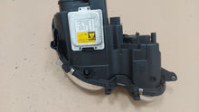 Laden Sie das Bild in den Galerie-Viewer, Frontscheinwerfer Mercedes-Benz W211 A2118205161 Links Scheinwerfer Headlight SCH5118140465jf
