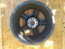 Laden Sie das Bild in den Galerie-Viewer, 1x Alufelge 18 Zoll 7.5" 5x112 44ET Glanz Graphit A2054019500 Mercedes-Benz W205 FEL5443882282lu