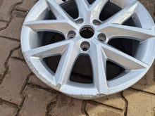 Load image into Gallery viewer, 1x Alufelge 16 Zoll 7.0&quot; 5x112 43ET Glanz Silber 5FA601025 Seat Leon Rim Wheel