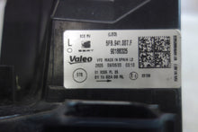 Laden Sie das Bild in den Galerie-Viewer, Frontscheinwerfer Seat Leon 5FB941007F LED Links Scheinwerfer Headlight