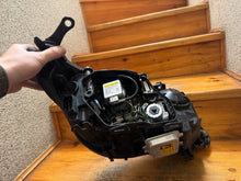 Laden Sie das Bild in den Galerie-Viewer, Frontscheinwerfer BMW 5 E60 E61 1EL00945001 Xenon Links Scheinwerfer Headlight SCH7441079707ya