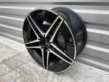 Laden Sie das Bild in den Galerie-Viewer, 1x Alufelge 18 Zoll 8.5" 5x112 2064011800 Mercedes-Benz Rim Wheel FEL3367918659vz