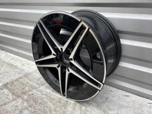 Laden Sie das Bild in den Galerie-Viewer, 1x Alufelge 18 Zoll 8.5" 5x112 2064011800 Mercedes-Benz Rim Wheel FEL3367918659vz