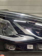Laden Sie das Bild in den Galerie-Viewer, Frontscheinwerfer VW Golf VIII 5H1941006C LED Rechts Scheinwerfer Headlight SCH1236879621zl