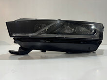 Laden Sie das Bild in den Galerie-Viewer, Frontscheinwerfer Skoda Octavia 5E4941015A- LED Links Scheinwerfer Headlight SCH2874702324yo