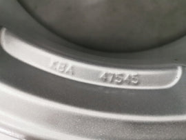 1x Alufelge 16 Zoll 7.0