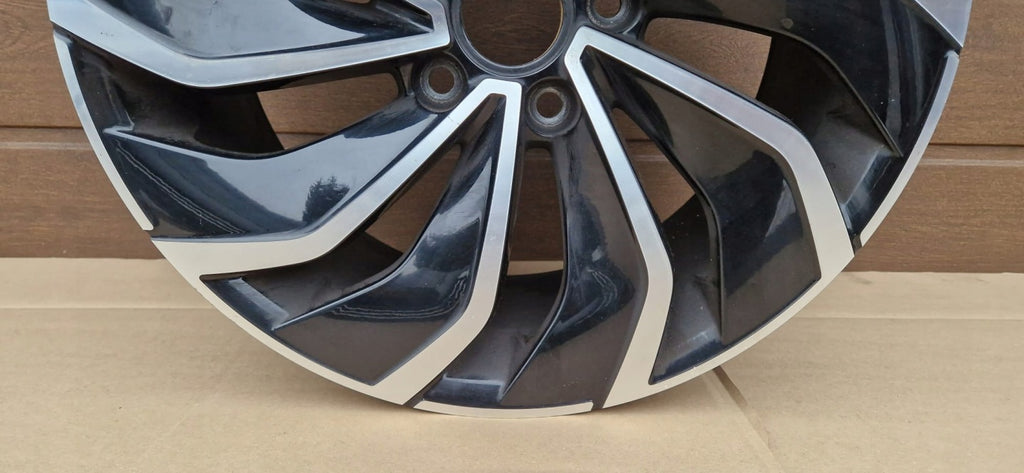 1x Alufelge 17 Zoll 7.5" 5x112 5H0601025R VW Golf Viii Rim Wheel FEL4844444140wv