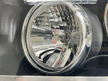 Load image into Gallery viewer, Frontscheinwerfer VW Amarok 2H3941005 Links Scheinwerfer Headlight SCH5972715626fb