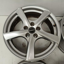 Load image into Gallery viewer, 4x Alufelge 17 Zoll 7.0" 5x112 40ET Glanz Silber Audi Q3 Tarraco Kodiaq Tiguan FEL8554567187rl