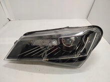 Laden Sie das Bild in den Galerie-Viewer, Frontscheinwerfer Skoda Superb III 3V1941015A Xenon Links Scheinwerfer Headlight