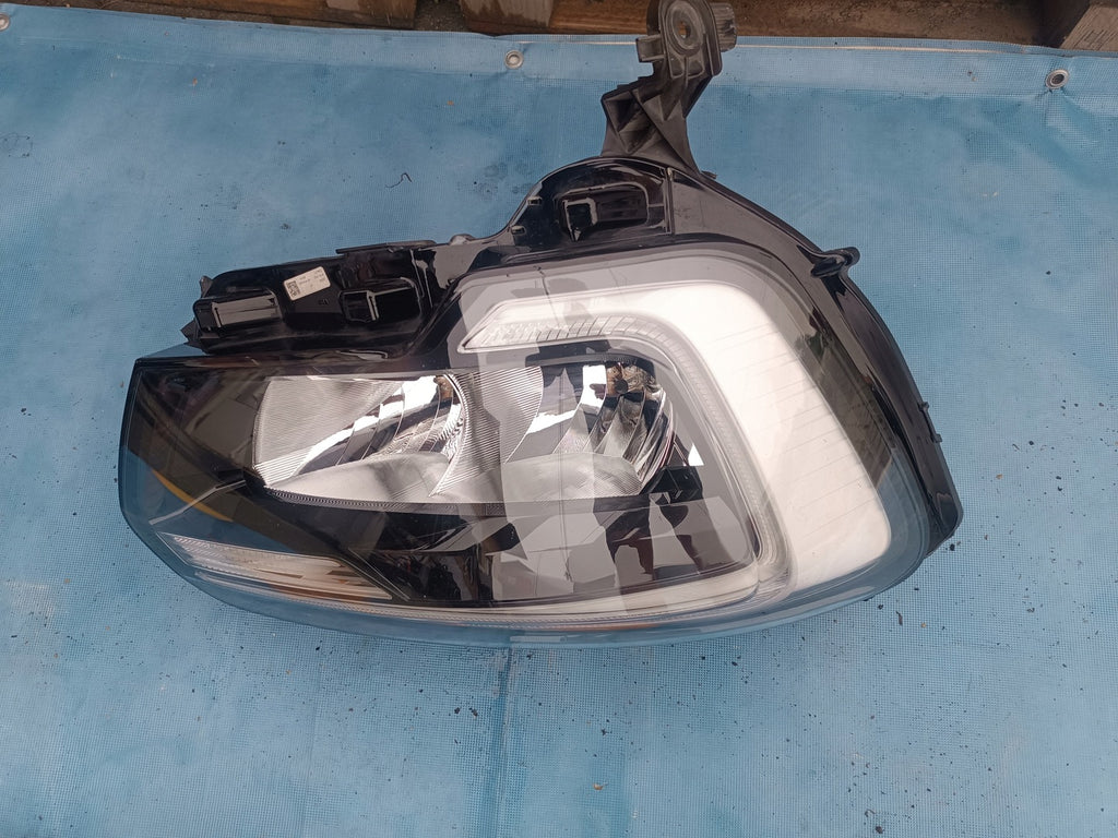 Frontscheinwerfer Renault Master III 260105567R LED Rechts Headlight