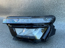 Load image into Gallery viewer, Frontscheinwerfer Skoda Kamiq 658941015 Full LED Links Scheinwerfer Headlight SCH3209431626tc