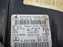 Laden Sie das Bild in den Galerie-Viewer, Frontscheinwerfer Mercedes-Benz W205 A2059063204 A2059063104 Full LED Ein Satz SCH3264380627ml