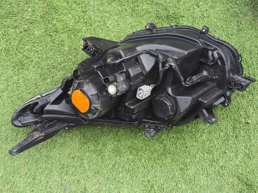 Frontscheinwerfer Mitsubishi L200 Rechts Scheinwerfer Headlight SCH9854407896ut
