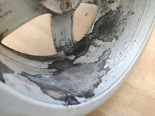 Laden Sie das Bild in den Galerie-Viewer, 1x Alufelge 16 Zoll 7.0" 5x112 46ET Glanz Silber 8K0071496A Audi A4 B8 Rim Wheel FEL8277533377tg