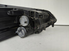Laden Sie das Bild in den Galerie-Viewer, Frontscheinwerfer VW Touran 5TB941005A Ein Stück (Rechts oder Links) Headlight SCH2202070949bp