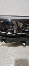 Laden Sie das Bild in den Galerie-Viewer, Frontscheinwerfer BMW 5 5A798D1-08 5A798D2-09 LED Ein Satz Headlight SCH4236047879ww